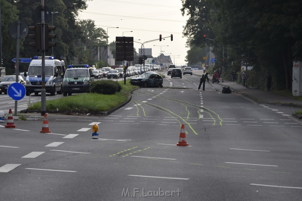 Schwerer VU Koeln Dellbrueck Bergisch Gladbacherstr Herler Ring P110.JPG - Miklos Laubert